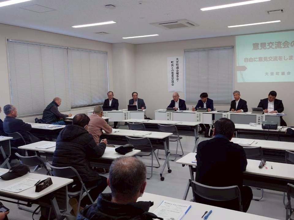 議会報告会 女満別会場の様子